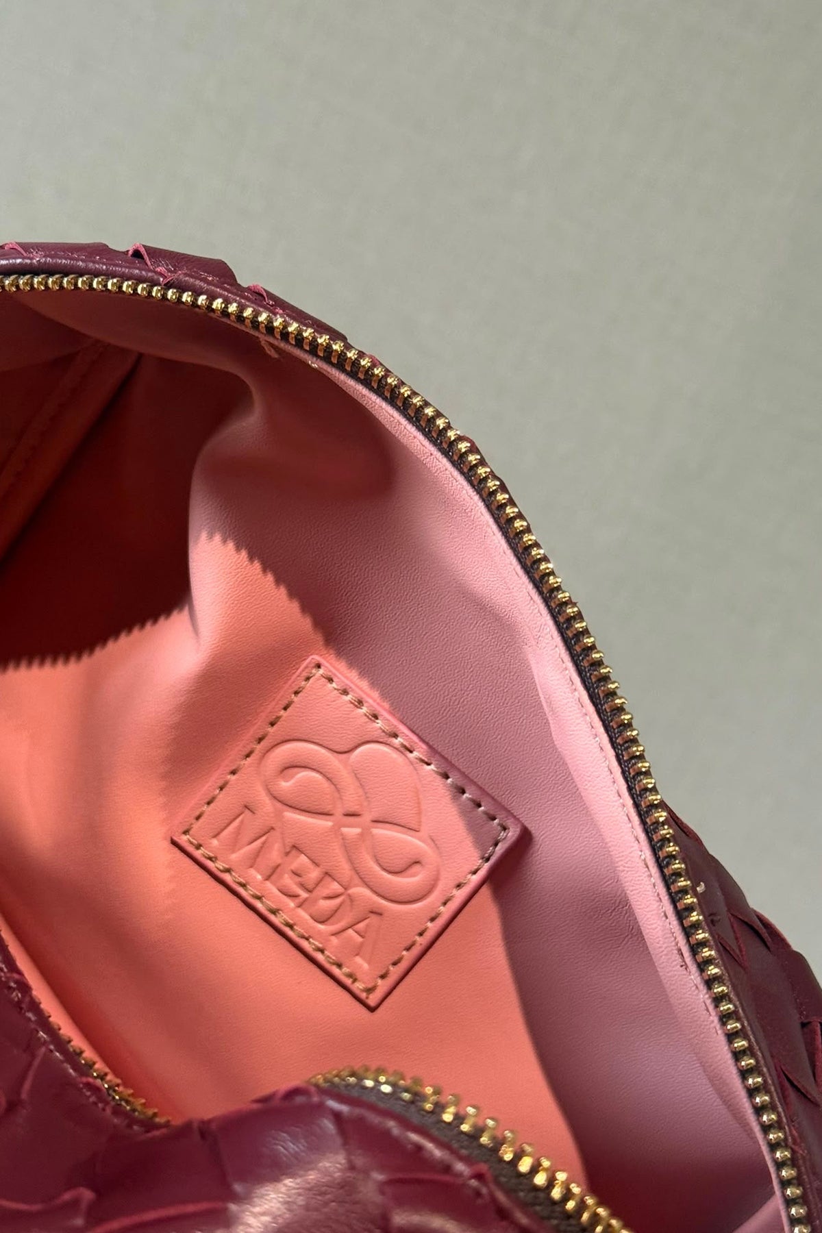 Luxury leather pouch make up bag finefurs media burgundy merlot travel accessories luxusni kosmeticka taška z pravé kůže